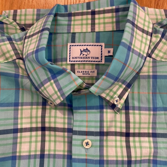 🎉HP🎉 Southern Tide Button Down Shirt - Picture 2 of 5